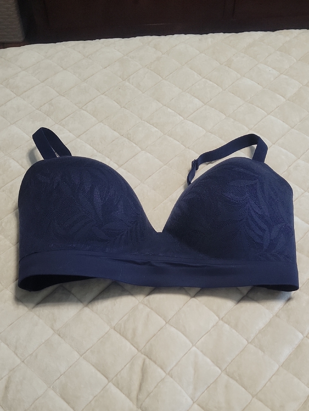 Soma Navy Endless Wireless Lightly Padded Bra